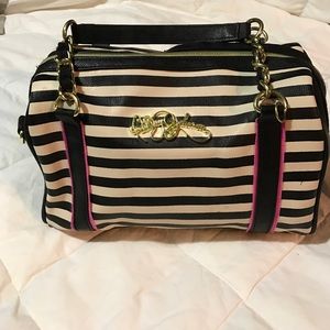Black & white Betsey Johnson Purse